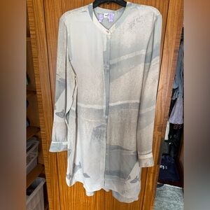 Wilfred Abstract Gray and Cream Button-Up Shirt
